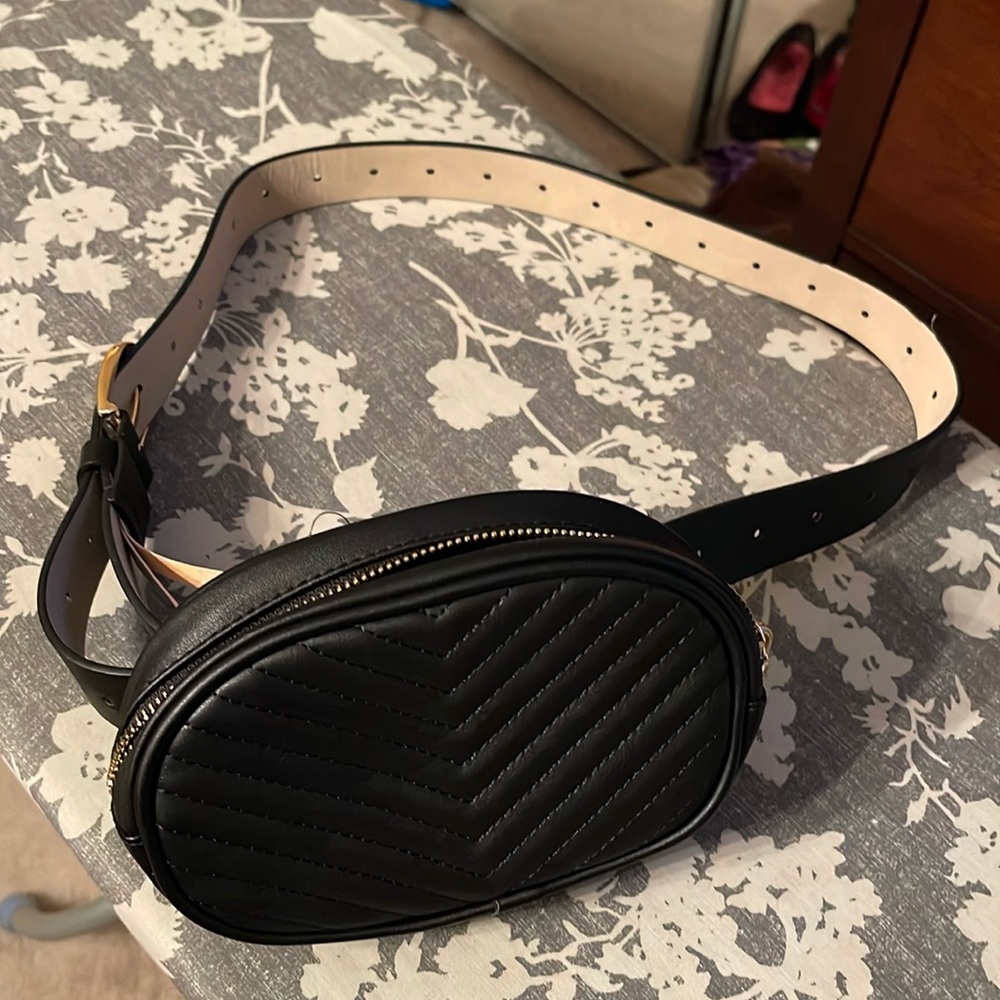 Retailer: Macy’s Steve Madden Black Waist Belt